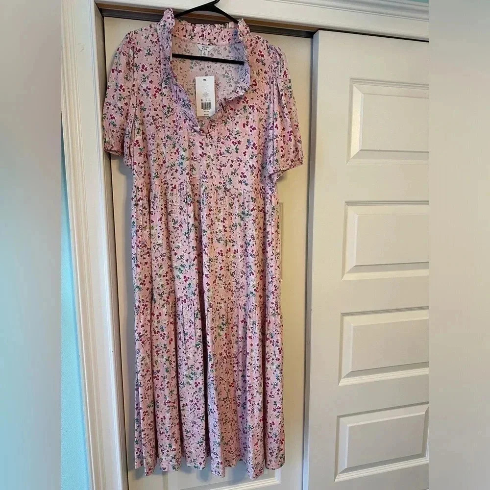 Crown & Ivy Dress Women’s Large Pink Floral Puff Sleeve Ruffle Neck Maxi NWT $99